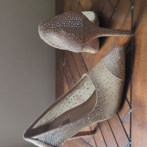 Antonio Melanie pointed toe pumps